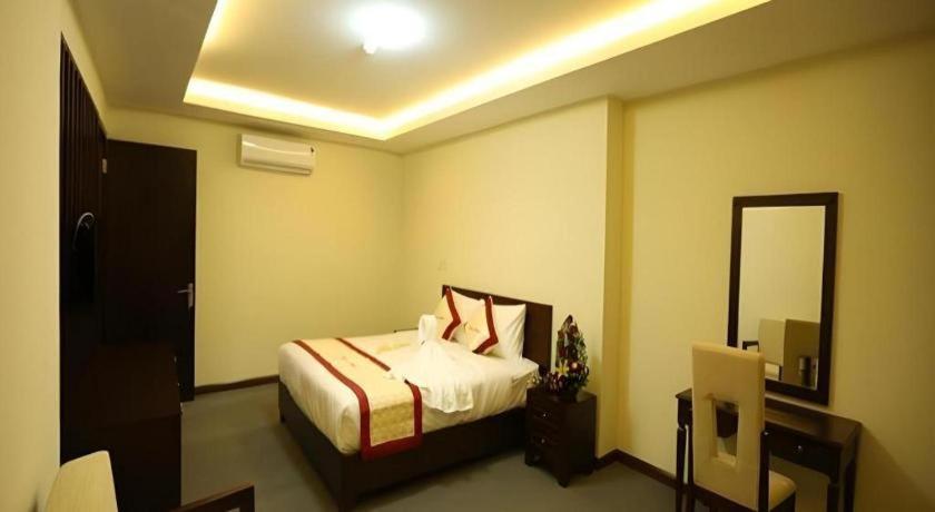 Tien Sa Hotel Danang Exterior photo
